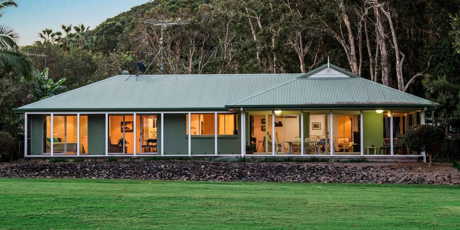 97 Suncoast Beach Drive Mount Coolum
