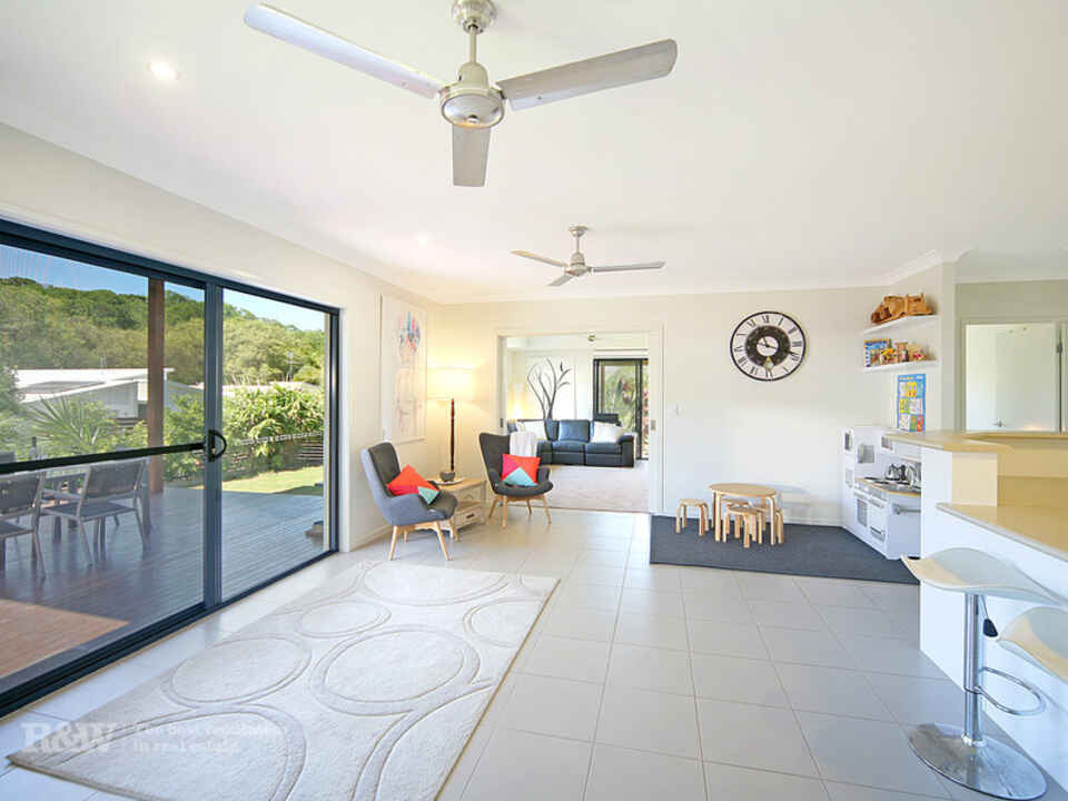 1 Grace Court Yaroomba