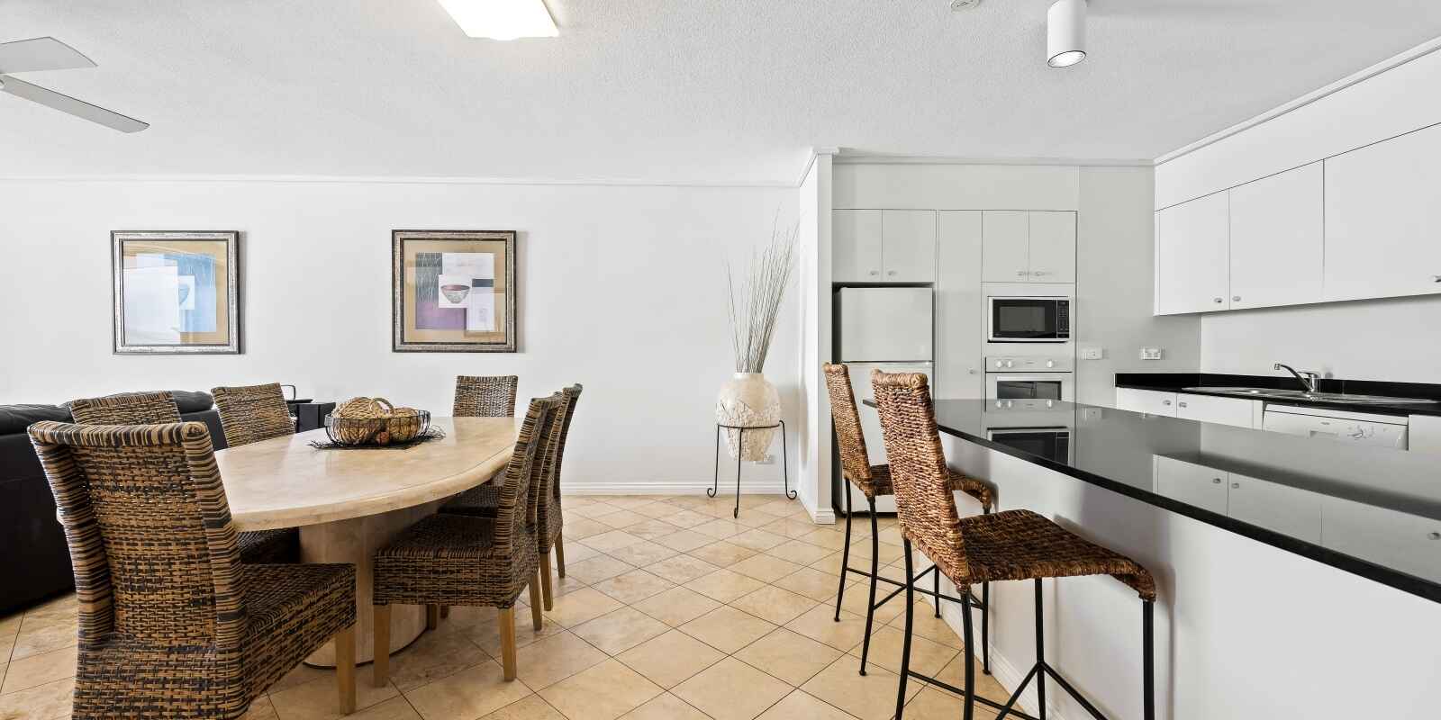 29/1740 David Low Way Coolum Beach