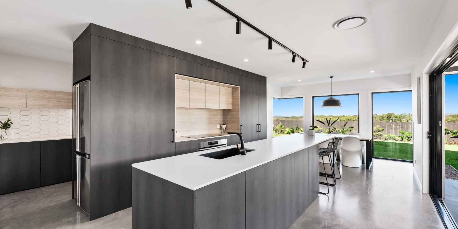 15 Bowerbird Close Peregian Springs