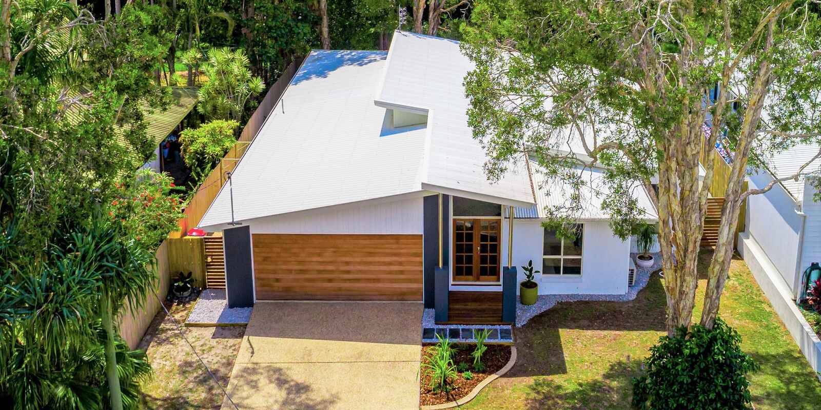 16 Fourwinds Avenue Coolum Beach