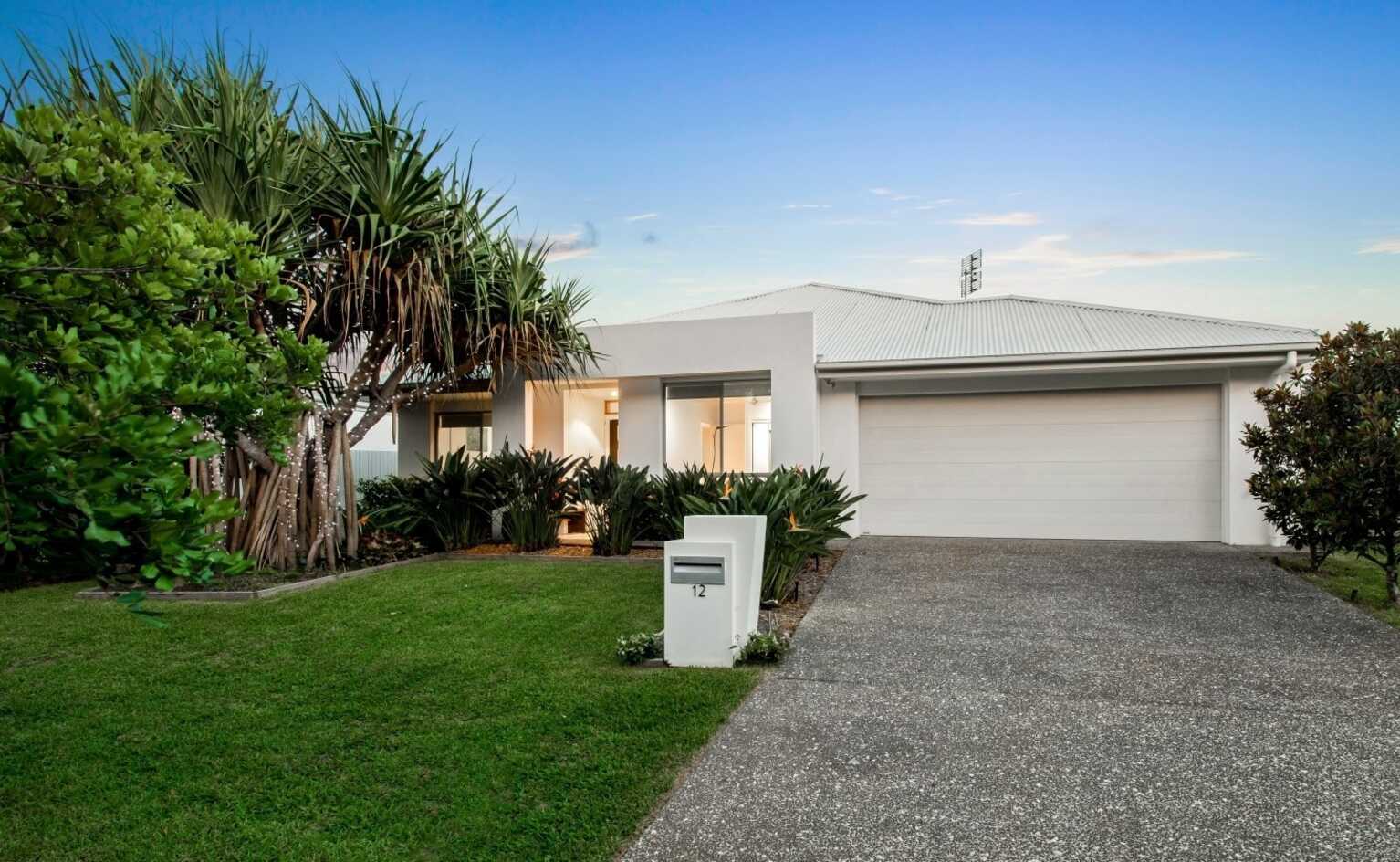 12 Mornington Crescent Peregian Springs