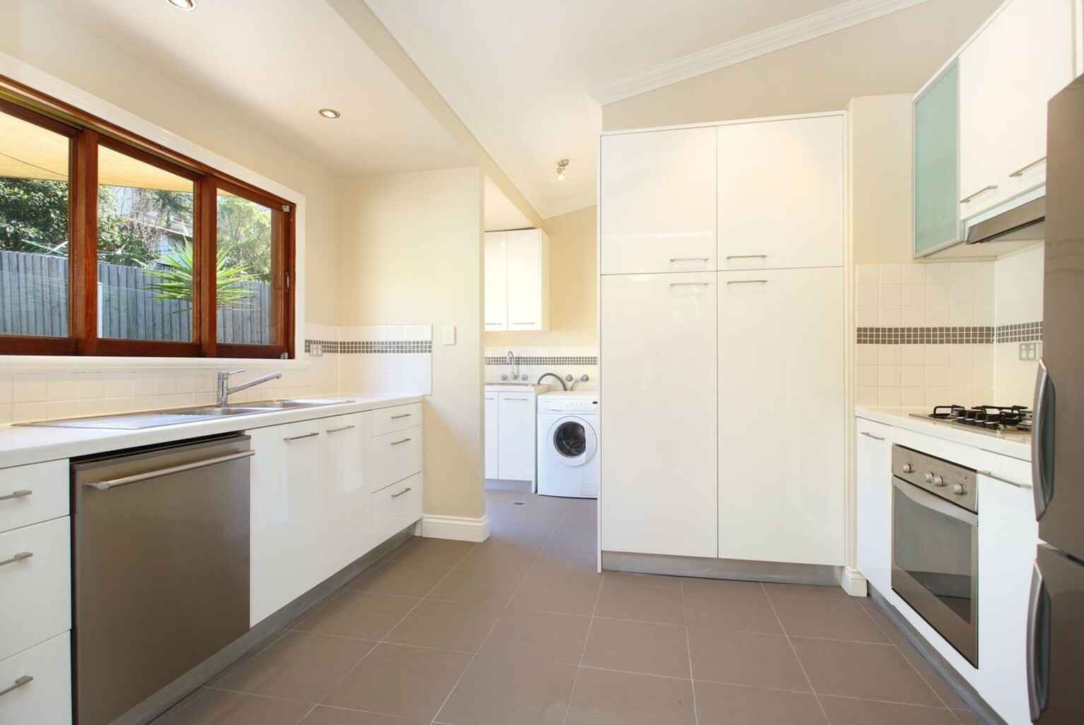 4 Lower Clifton Terrace Red Hill 4 Lower Clifton Terrace Red Hill