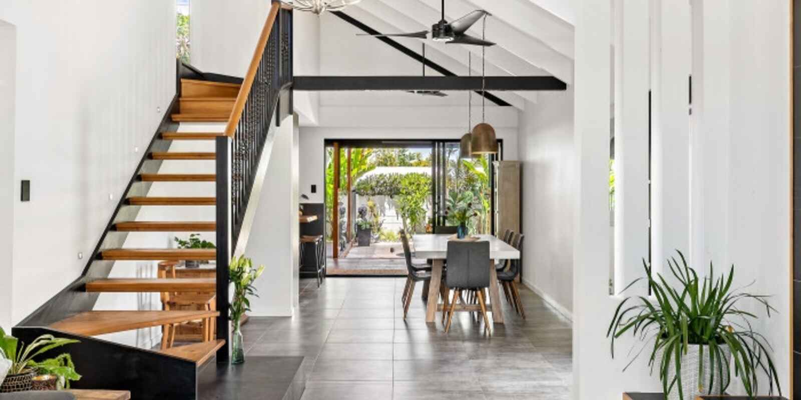 31 Toorumbee Drive Mooloolaba