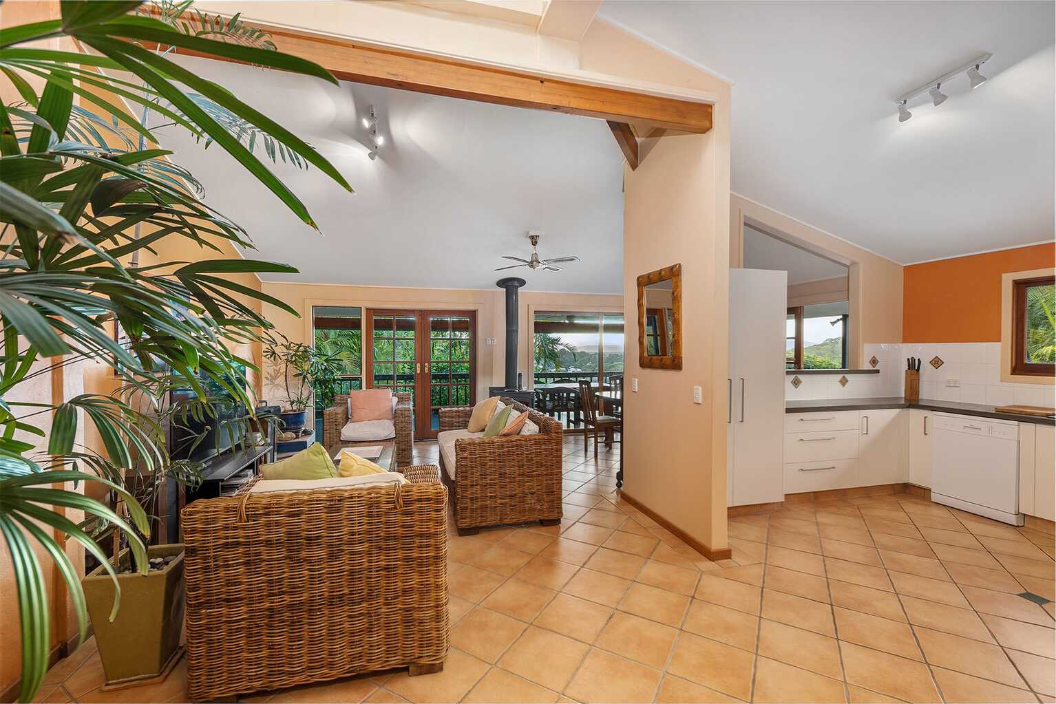 6 Kara Court Yaroomba