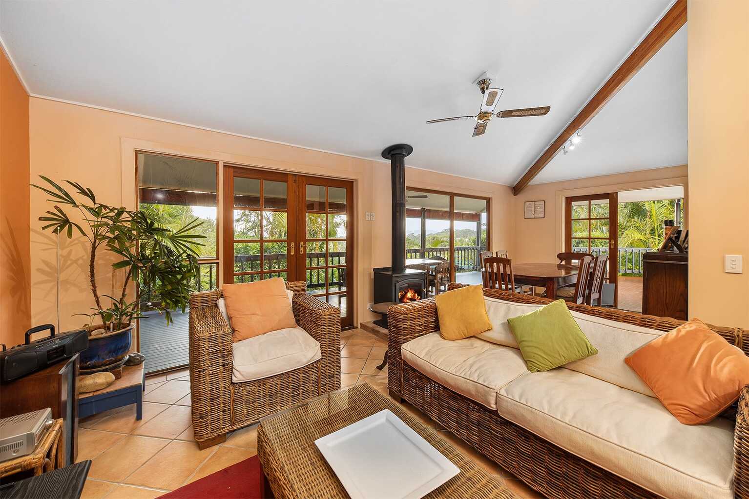 6 Kara Court Yaroomba