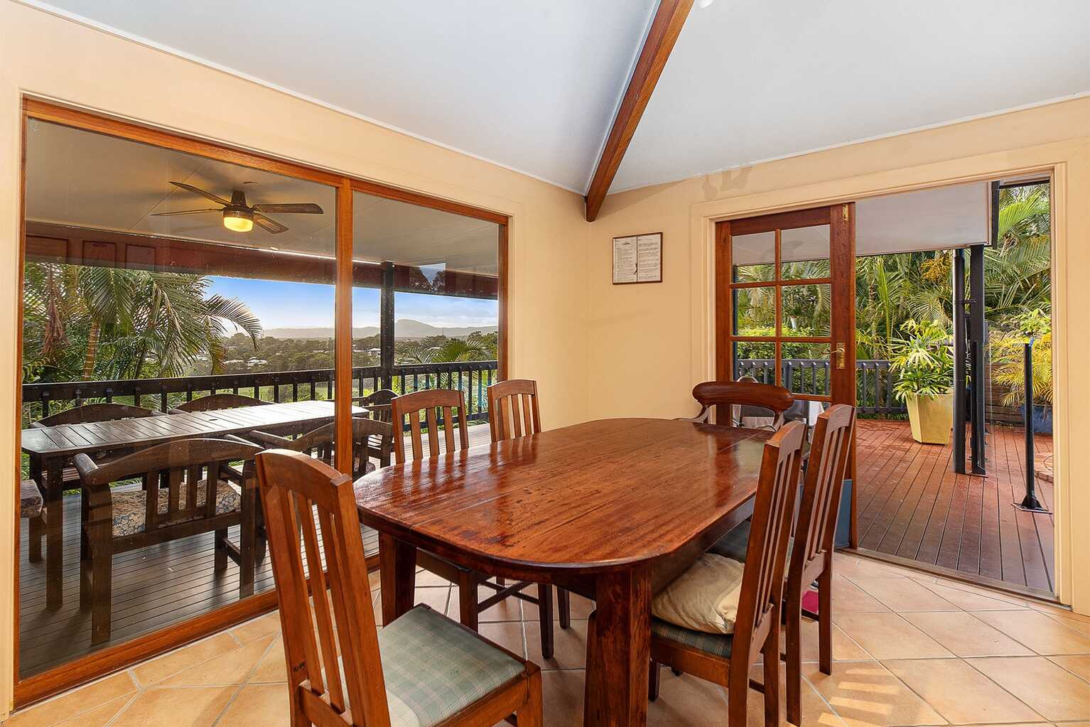 6 Kara Court Yaroomba