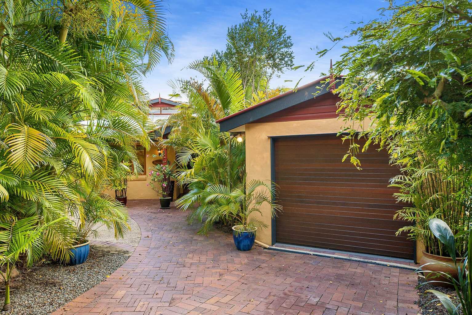 6 Kara Court Yaroomba