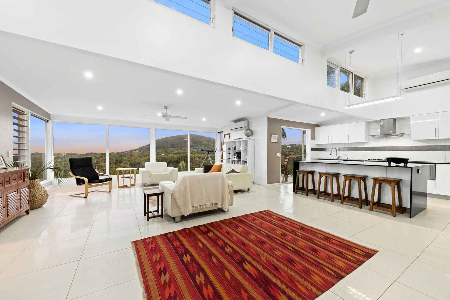 11 Binnea Street Yaroomba