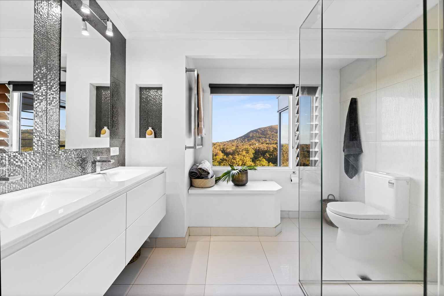 11 Binnea Street Yaroomba