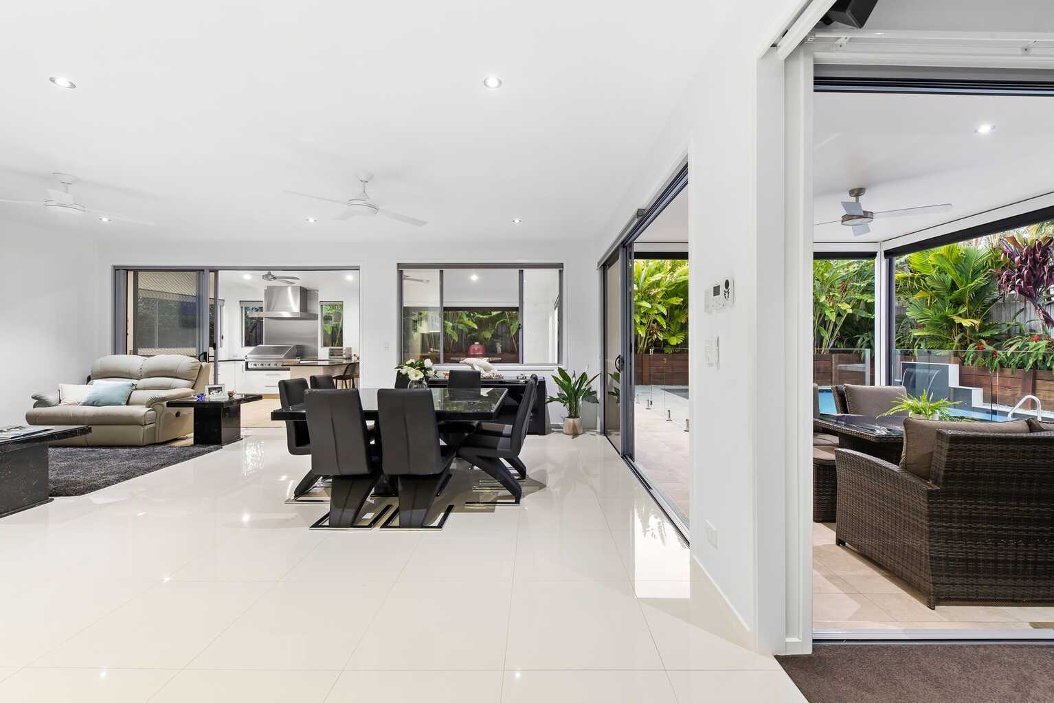 20 Vantage Drive Yaroomba 20 Vantage Drive Yaroomba