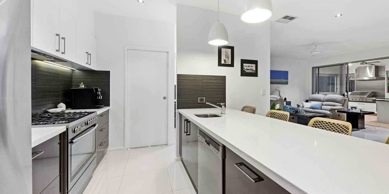20 Vantage Drive Yaroomba 20 Vantage Drive Yaroomba