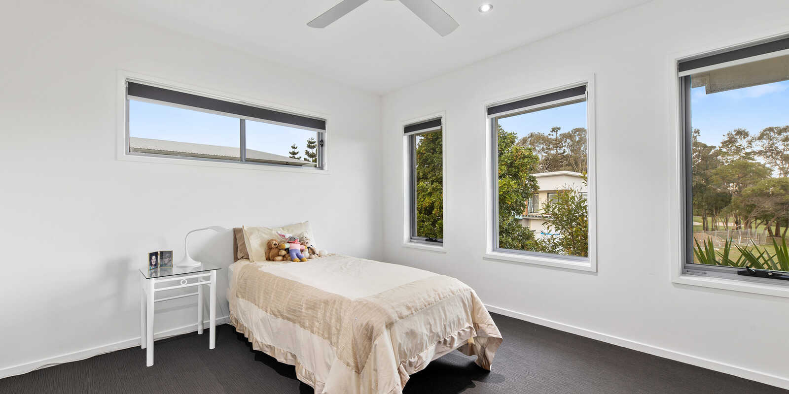 20 Vantage Drive Yaroomba 20 Vantage Drive Yaroomba