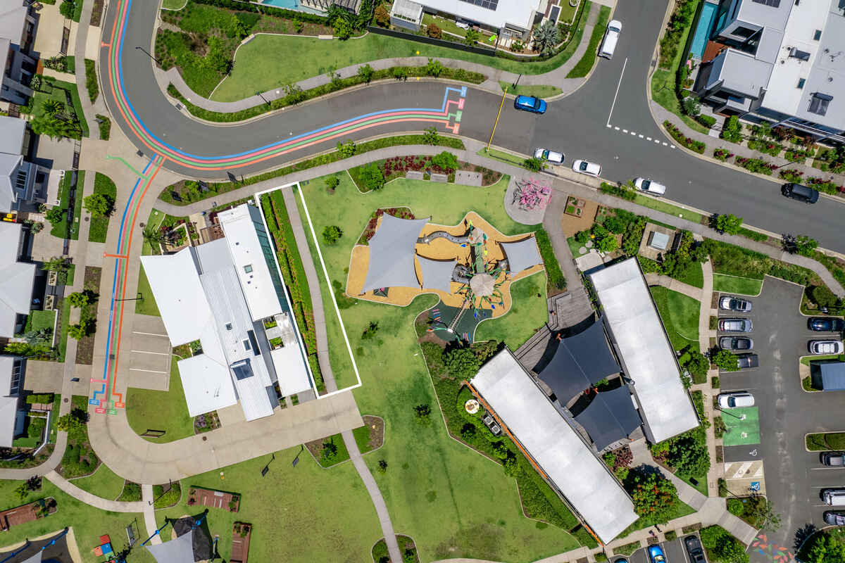 27 Leslie Crescent Caloundra West 27 Leslie Crescent Caloundra West