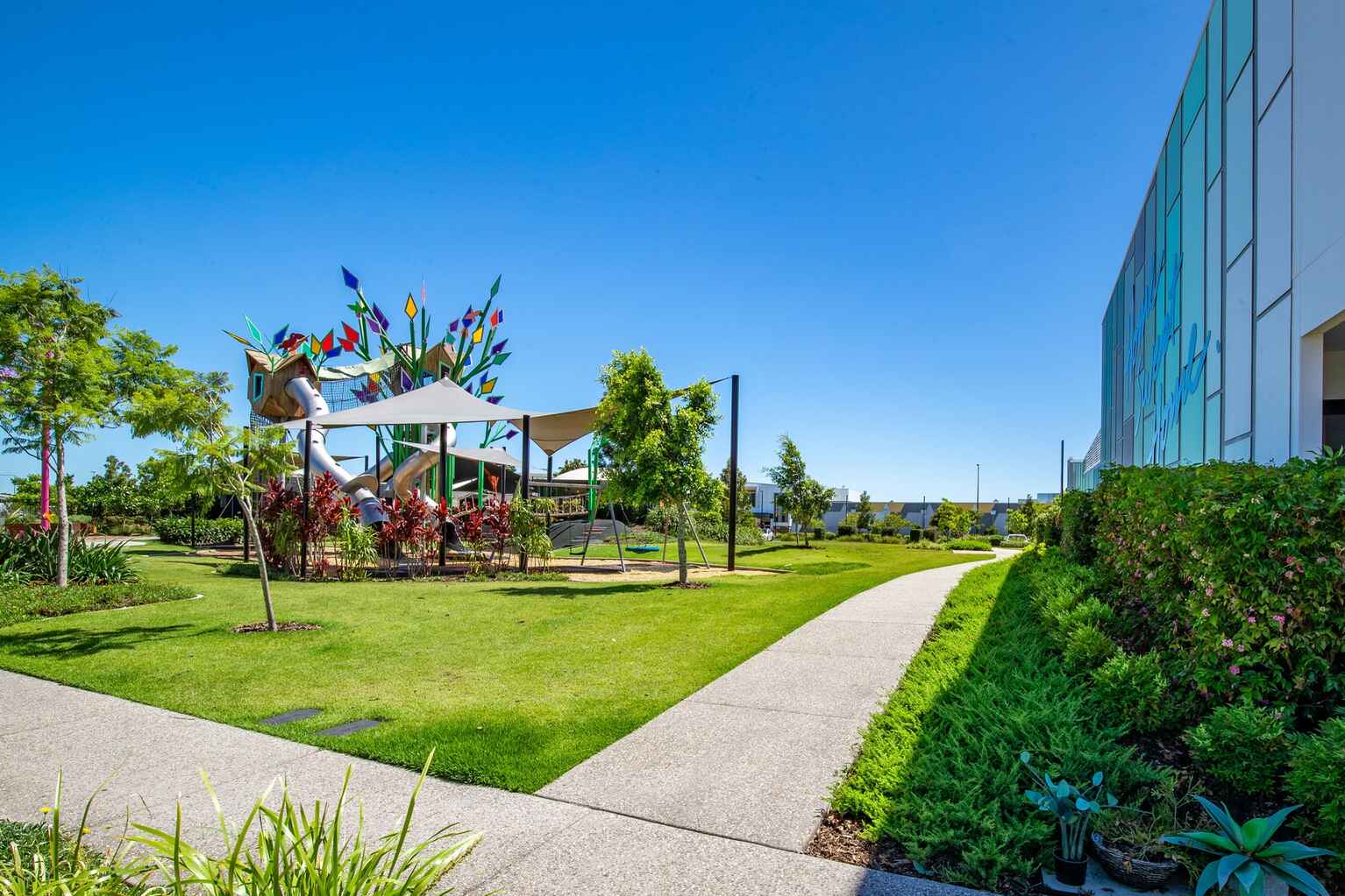 27 Leslie Crescent Caloundra West