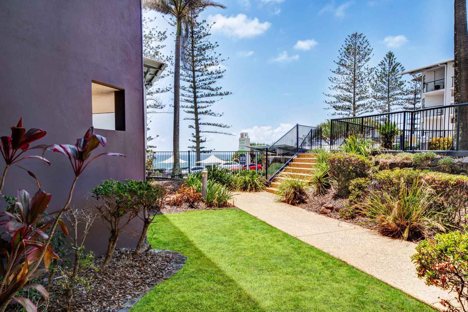 14/1750 David Low Way Coolum Beach