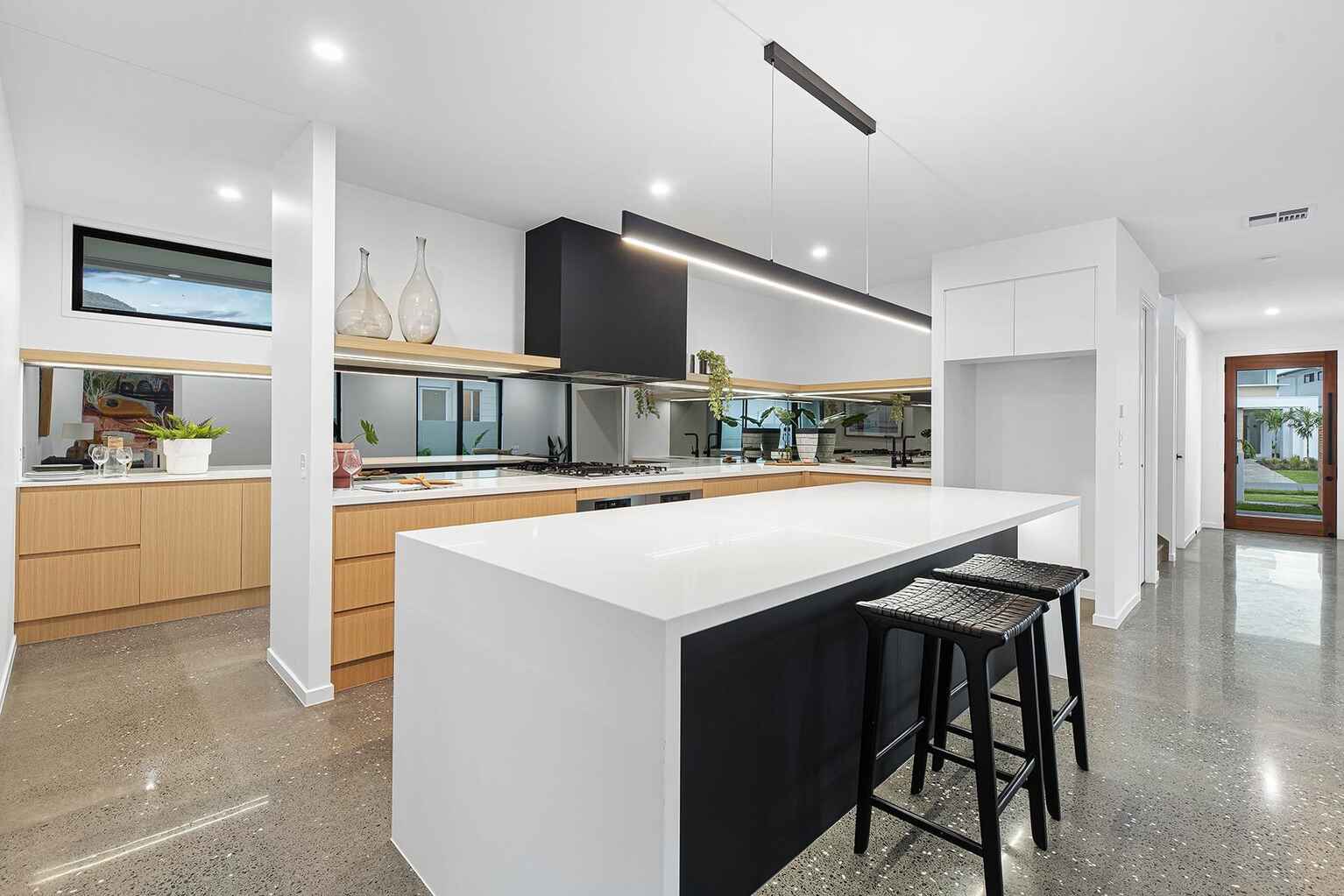 6 Maracas Bay Close Yaroomba