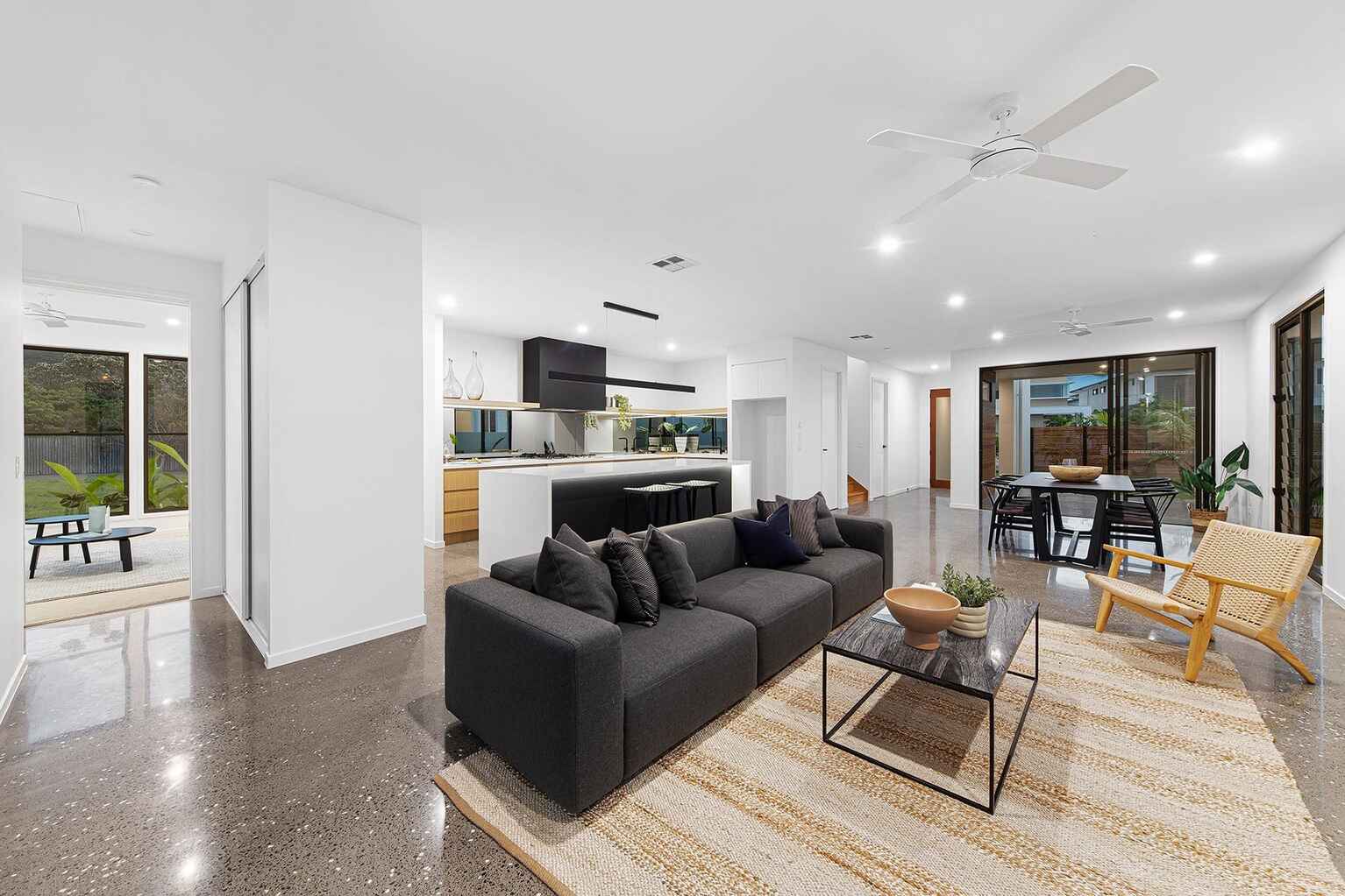 6 Maracas Bay Close Yaroomba