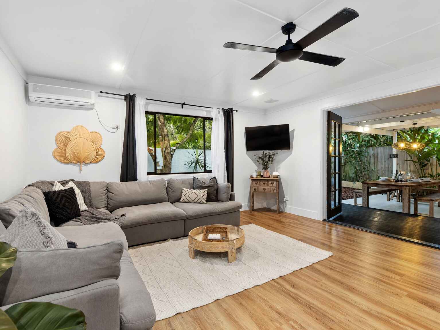 House For Sale 13 Cooroy Noosa Road Tewantin