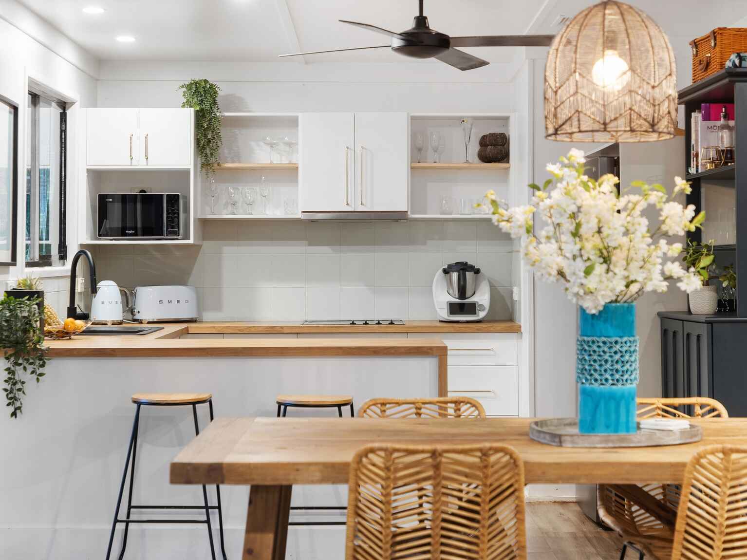 House For Sale 13 Cooroy Noosa Road Tewantin