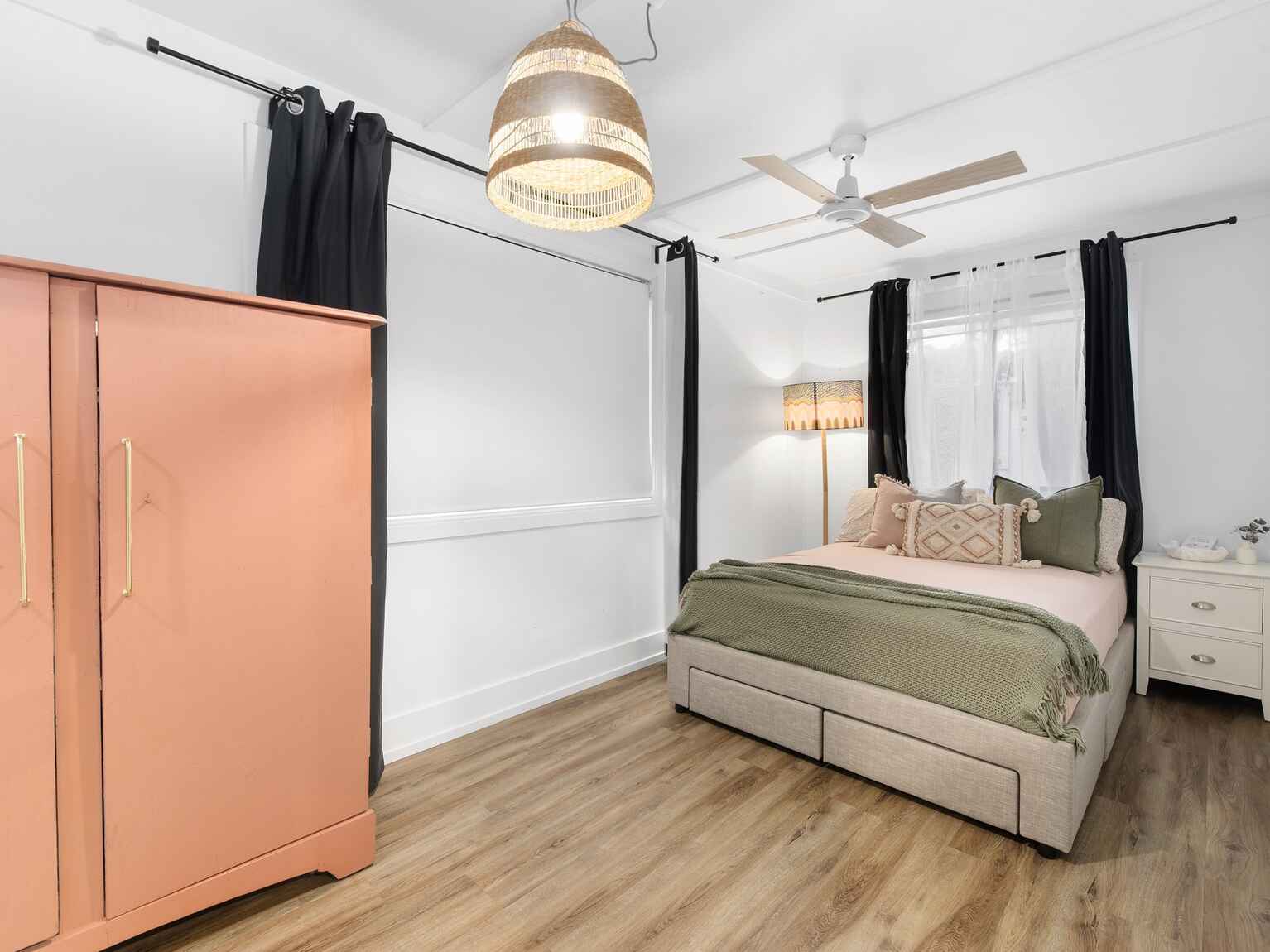 House For Sale 13 Cooroy Noosa Road Tewantin