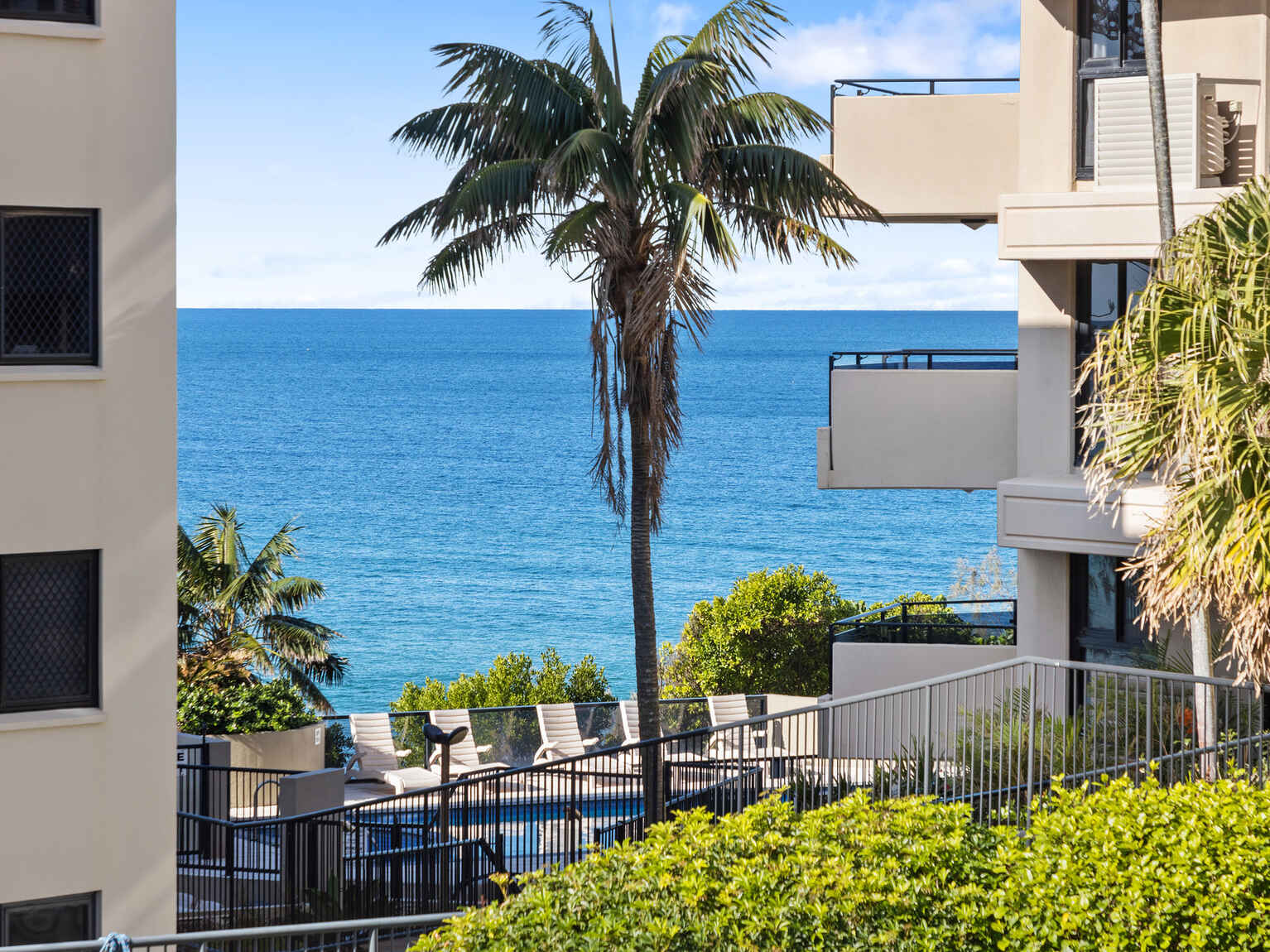 8/29-33 Coolum Terrace Coolum Beach