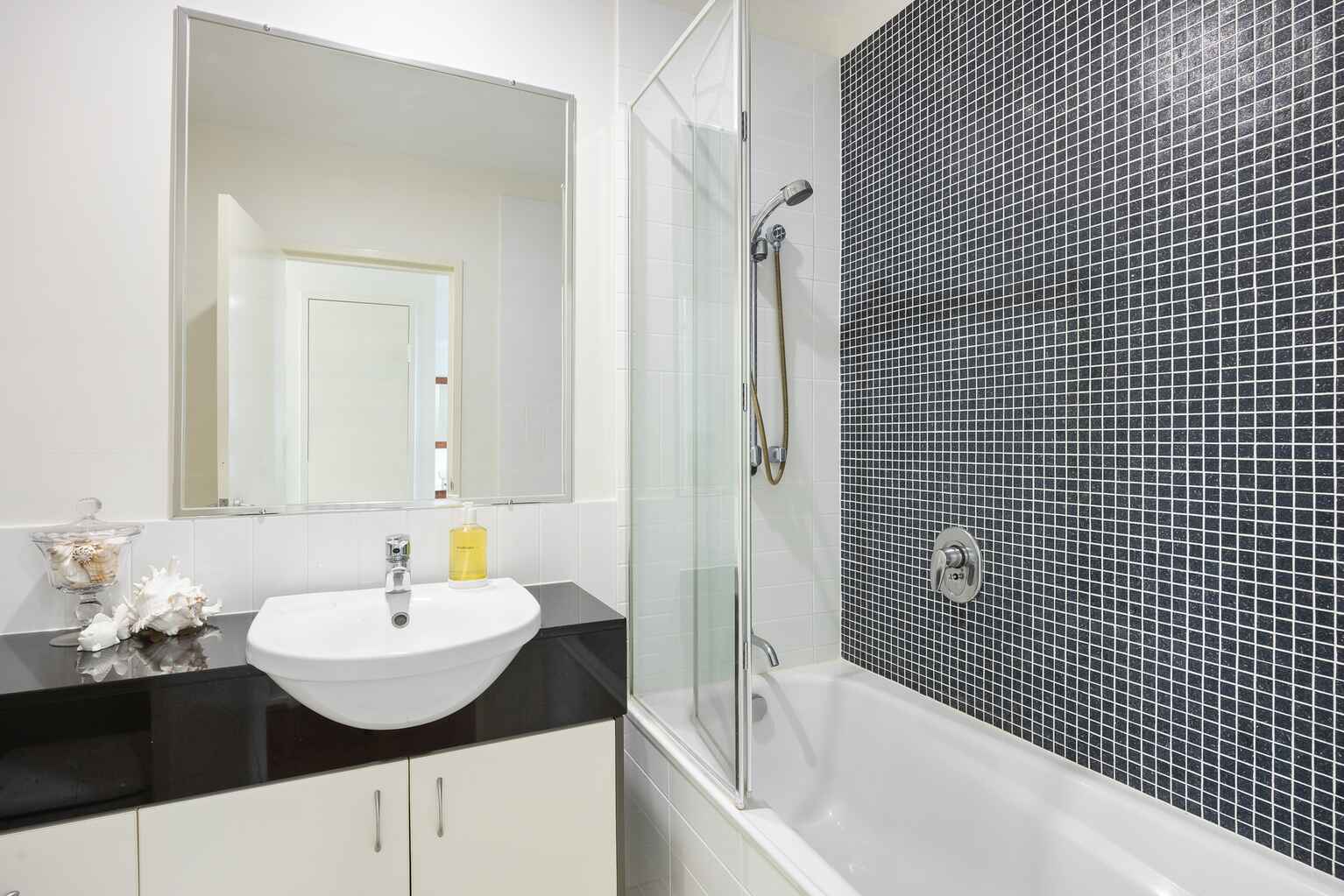 30/1864-1870 David Low Way Coolum Beach