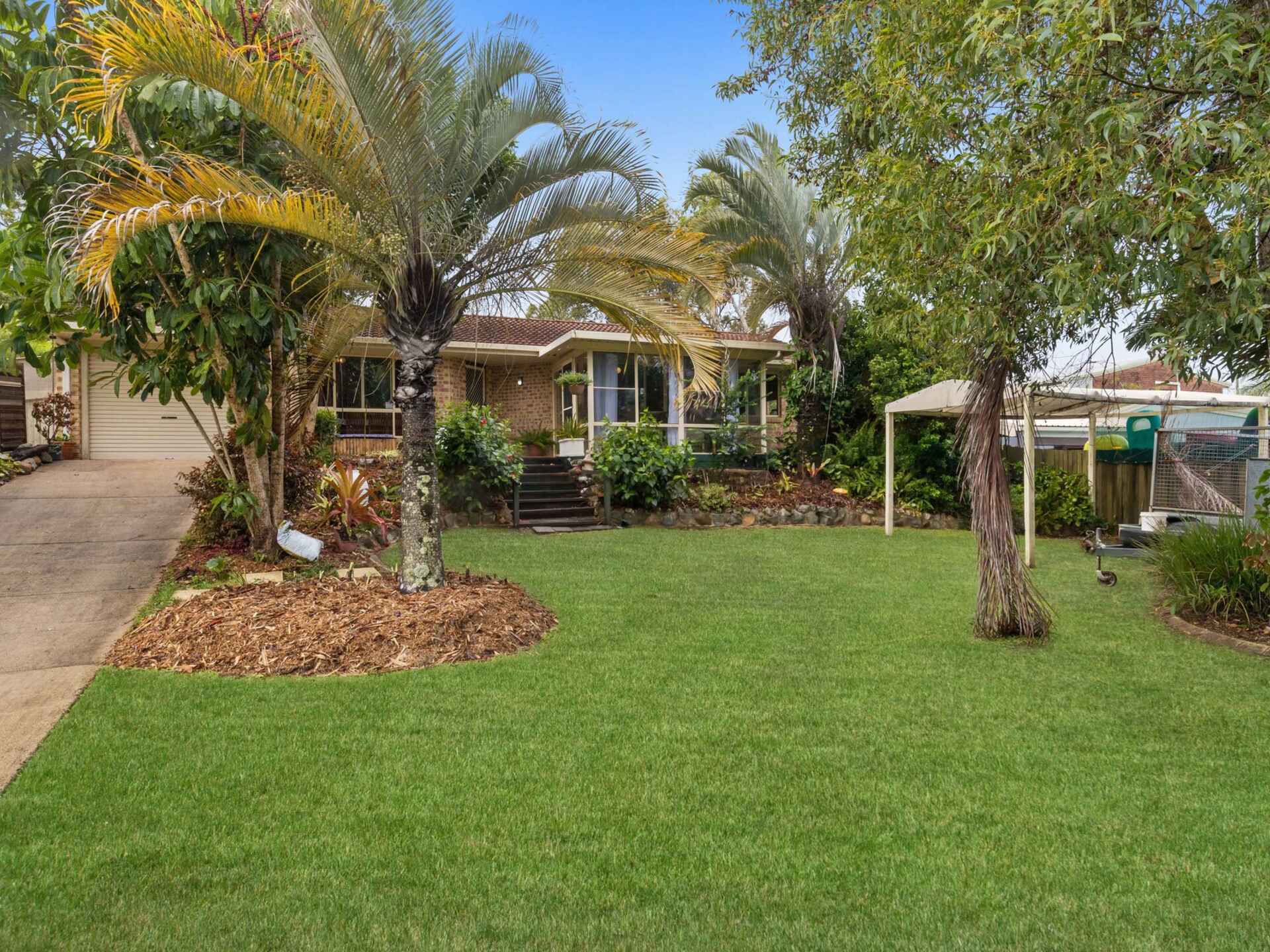 36 Suncoast Beach Drive Mount Coolum