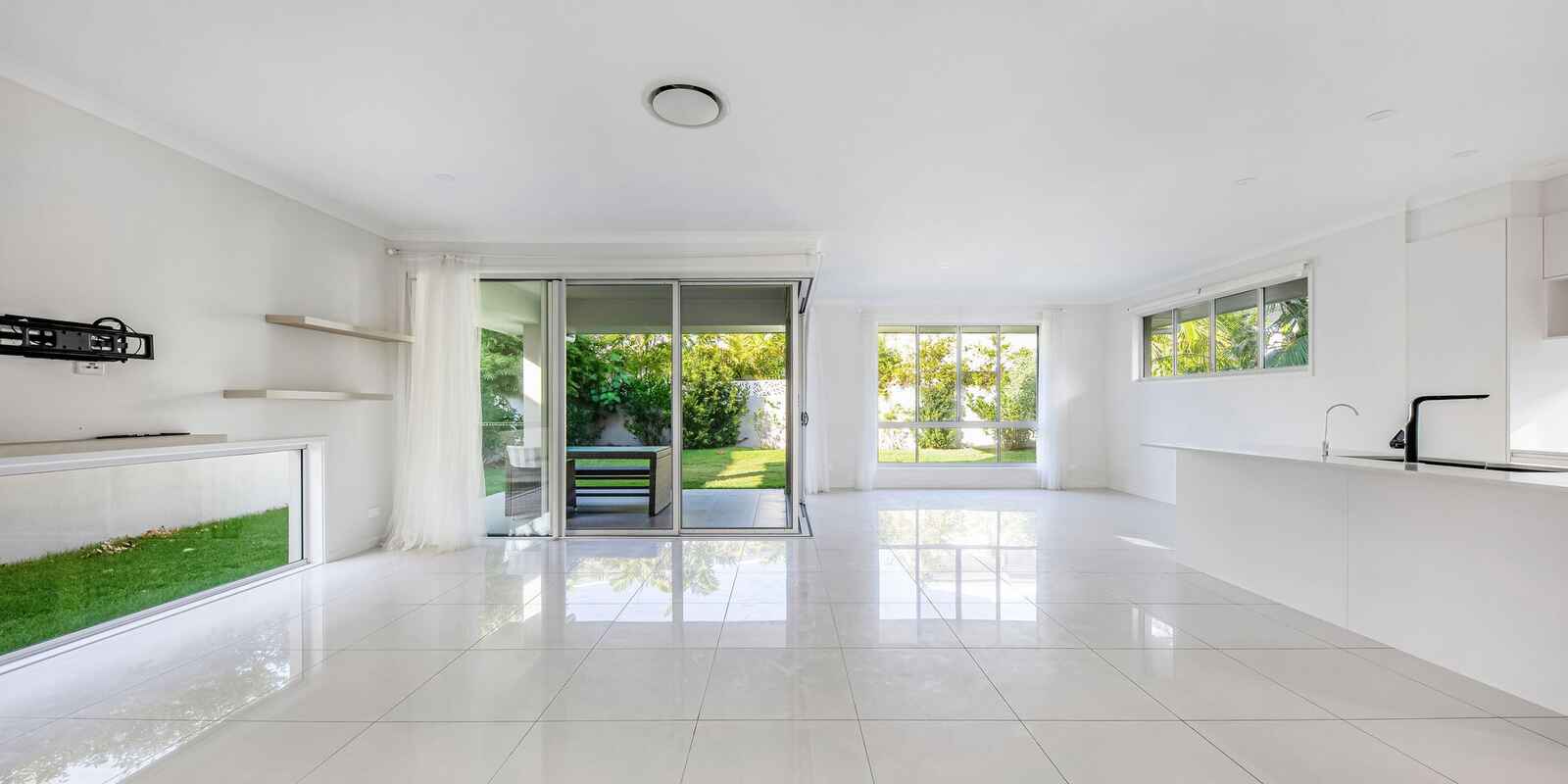 8 Kings Bay Street Yaroomba