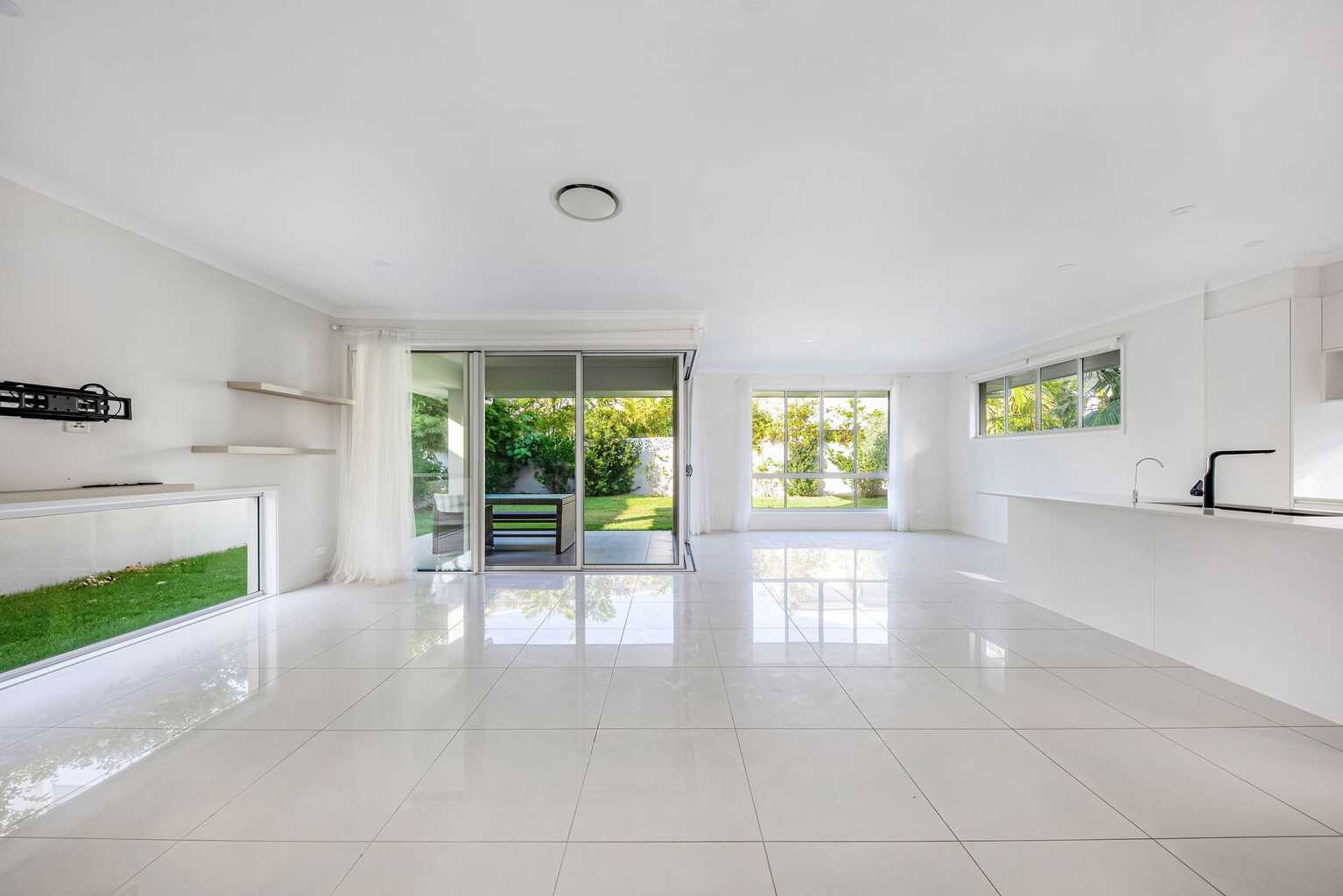 8 Kings Bay Street Yaroomba