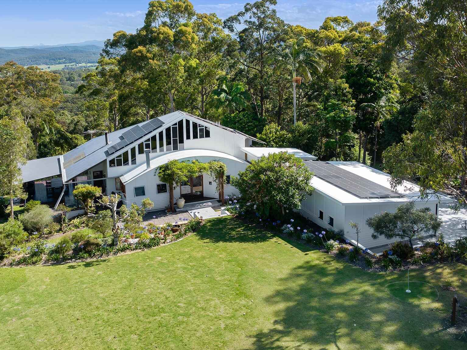 8 Karnu Drive Ninderry