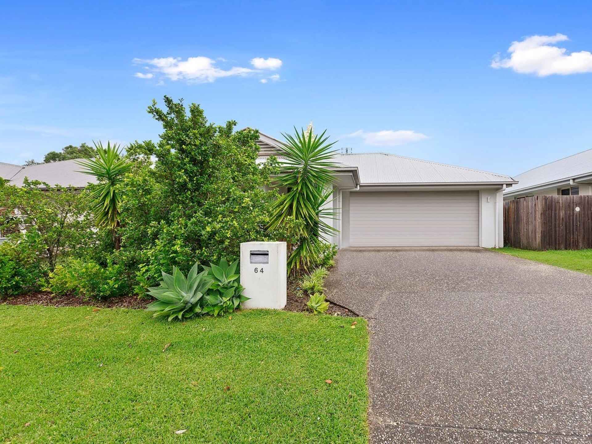 64 Sandhurst Crescent Peregian Springs