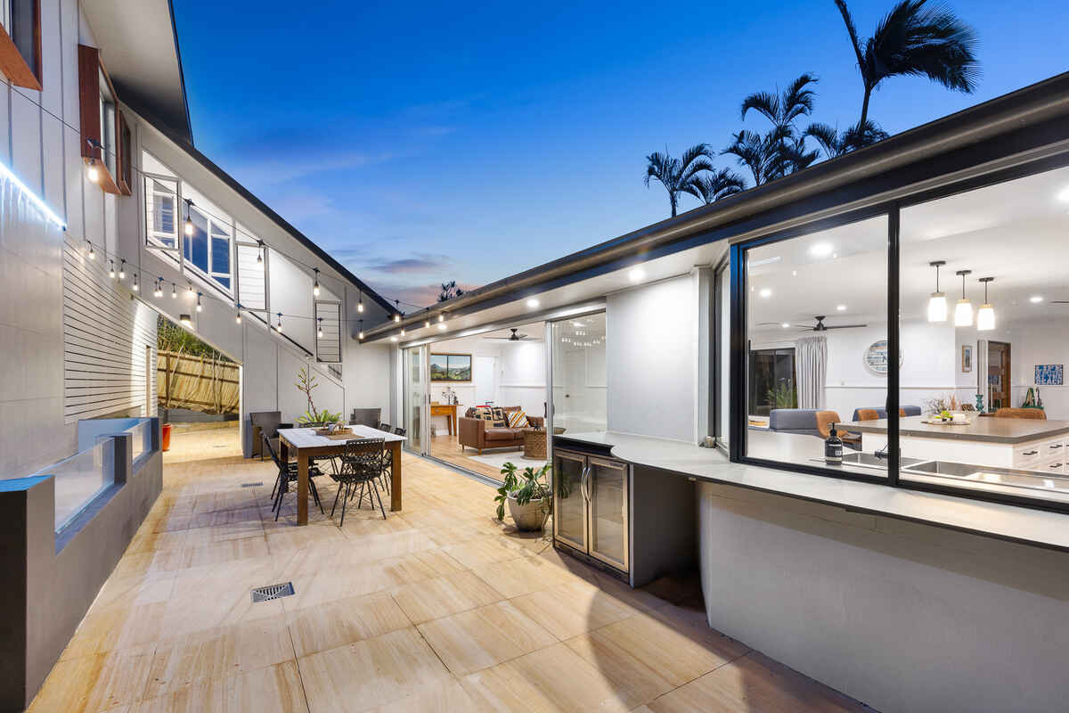 16 Lowry Street Peregian Beach 16 Lowry Street Peregian Beach