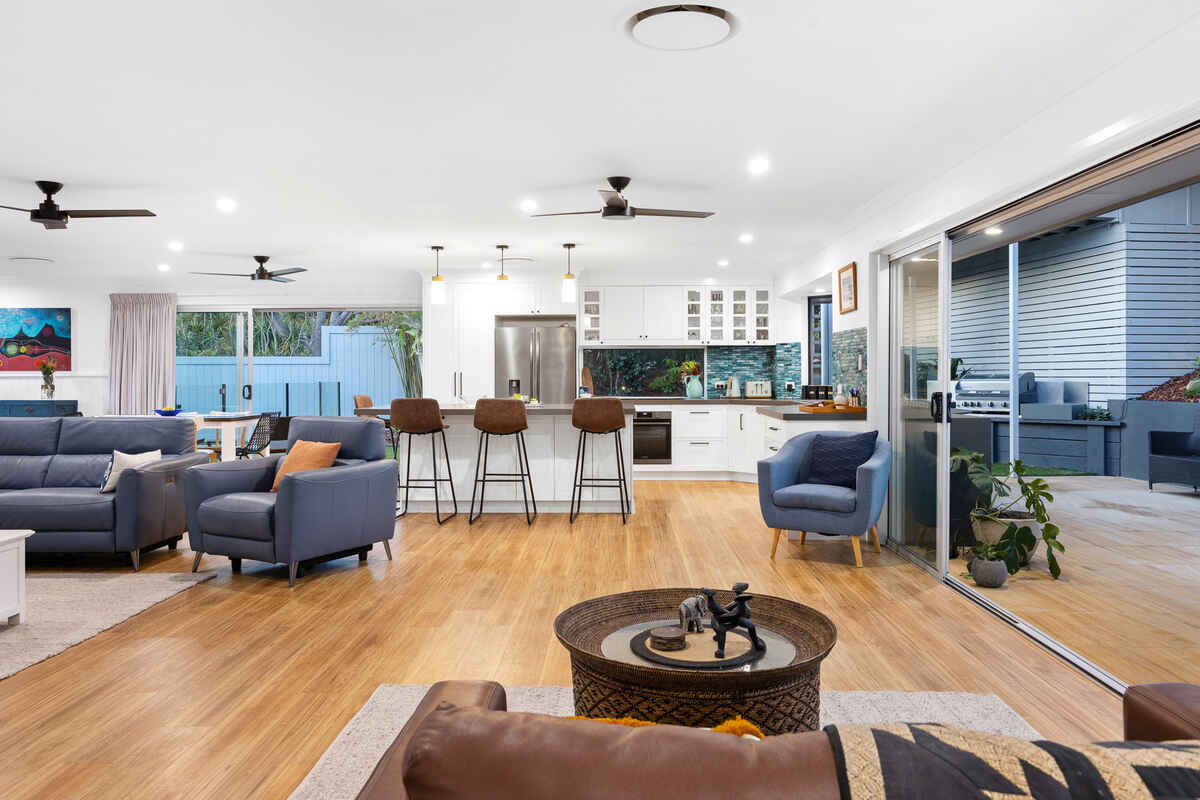 16 Lowry Street Peregian Beach 16 Lowry Street Peregian Beach