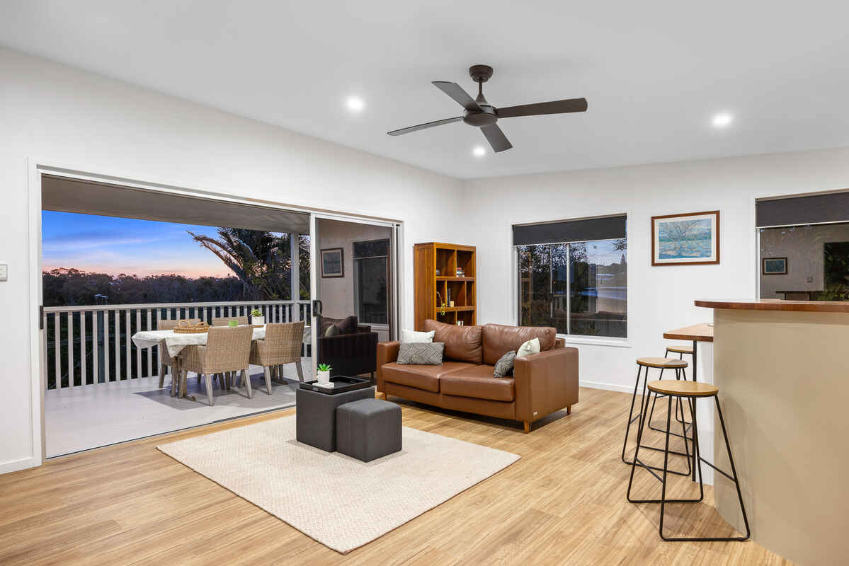 16 Lowry Street Peregian Beach 16 Lowry Street Peregian Beach