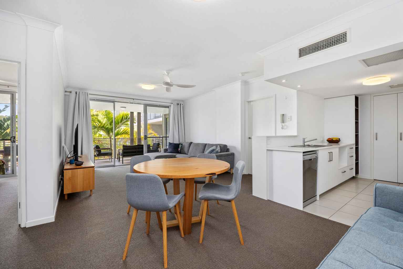 2205/27 Boardwalk Boulevard Mount Coolum