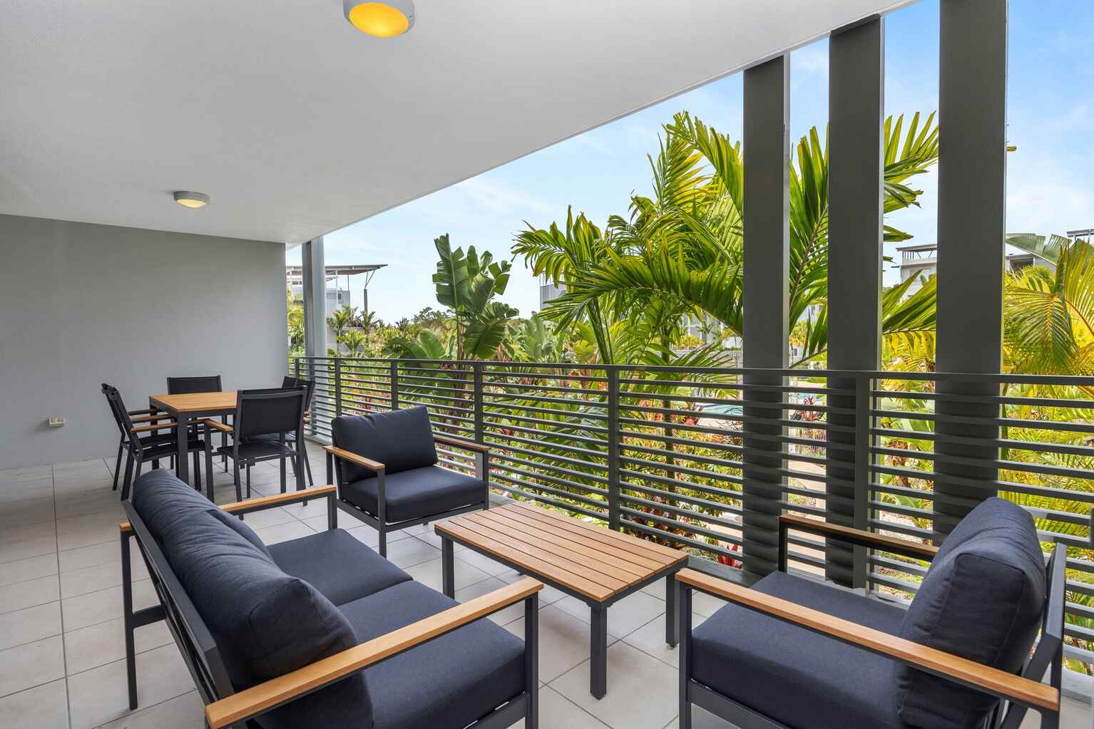 2205/27 Boardwalk Boulevard Mount Coolum