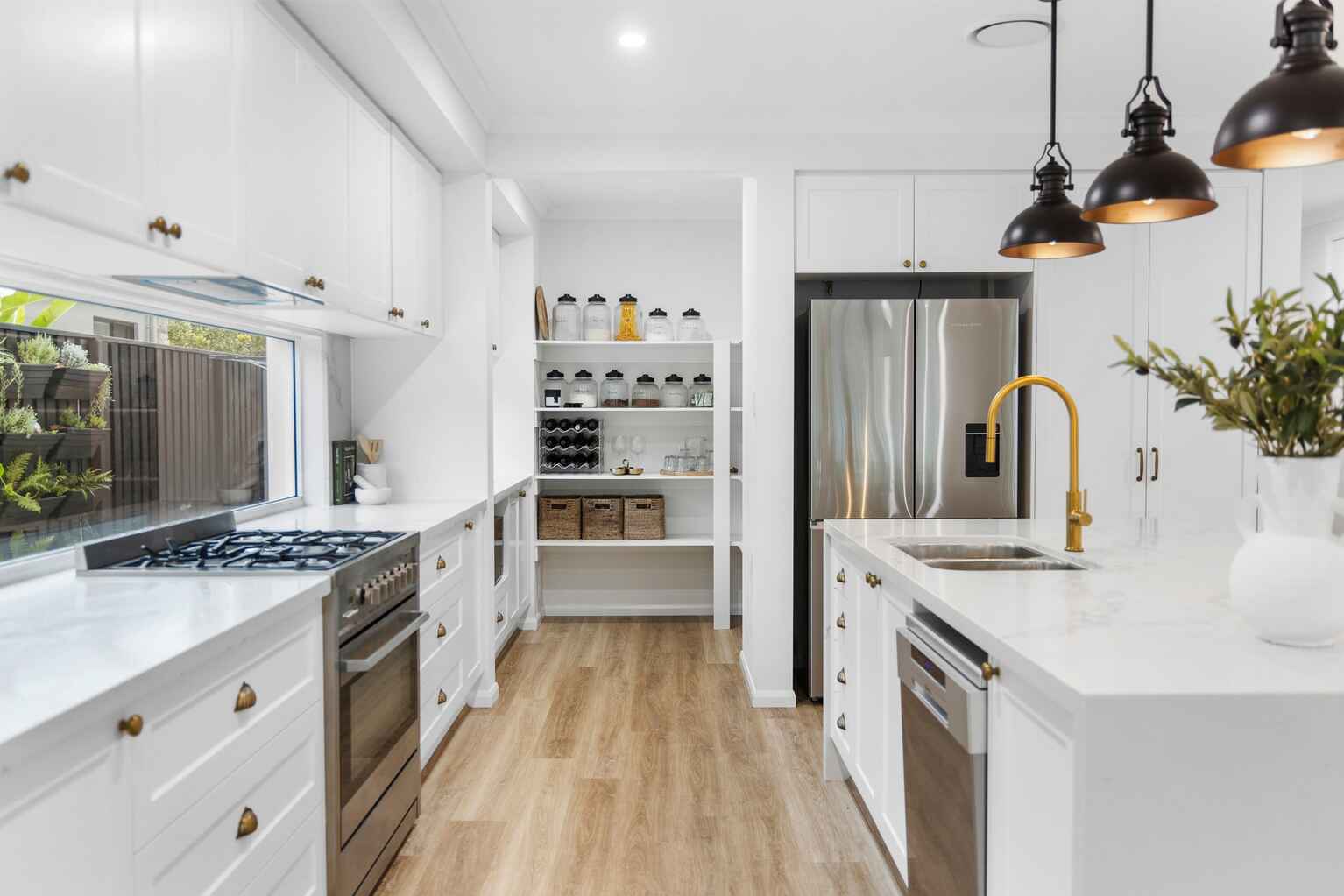 13 Vantage Drive Yaroomba 13 Vantage Drive Yaroomba