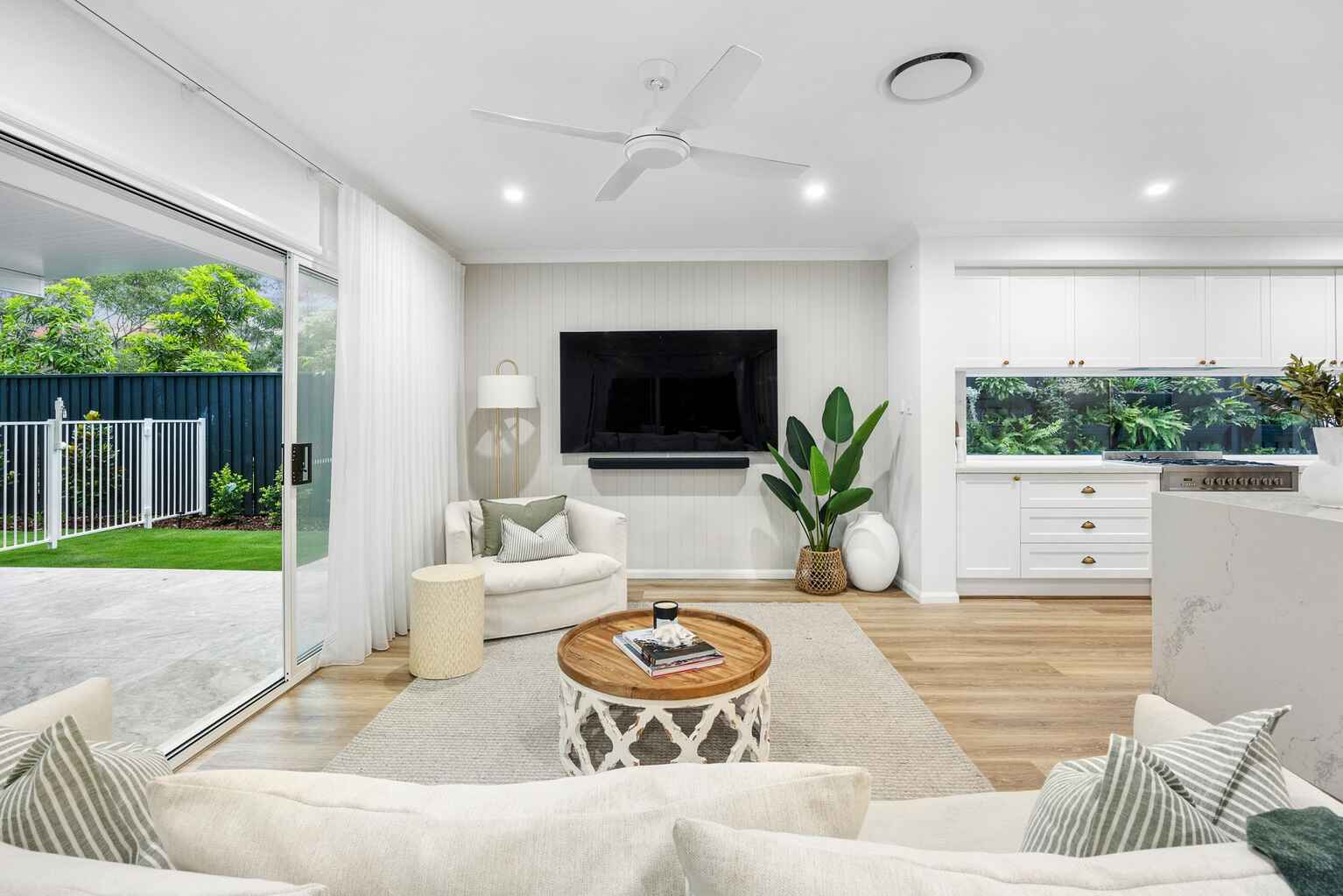 13 Vantage Drive Yaroomba 13 Vantage Drive Yaroomba