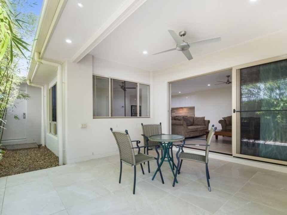 52 Sandhurst Crescent Peregian Springs