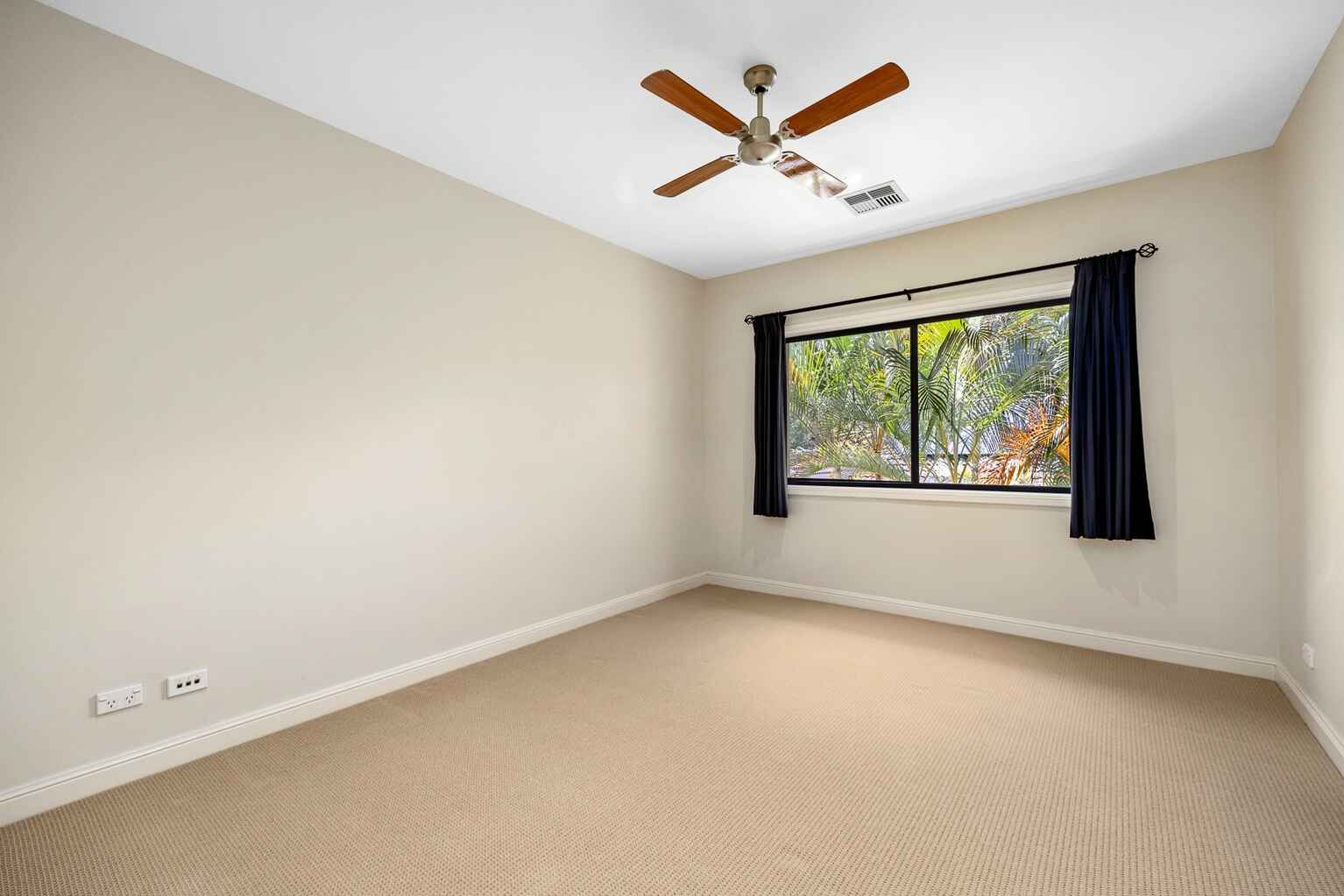 10 Putters Lane Peregian Springs 10 Putters Lane Peregian Springs