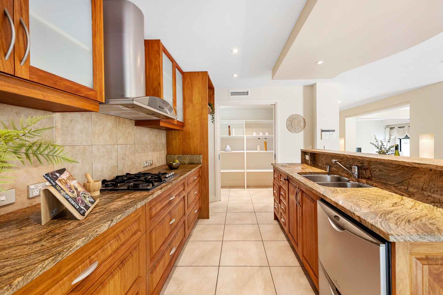 10 Putters Lane Peregian Springs 10 Putters Lane Peregian Springs