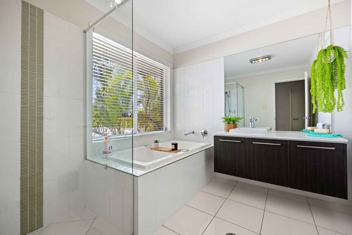 6 Pennant Court Peregian Springs 6 Pennant Court Peregian Springs