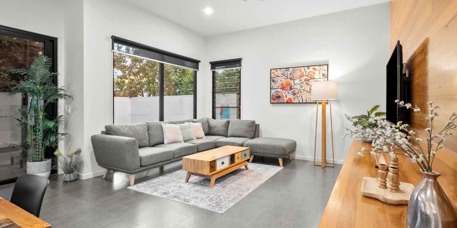 7 Waterline Close Mount Coolum