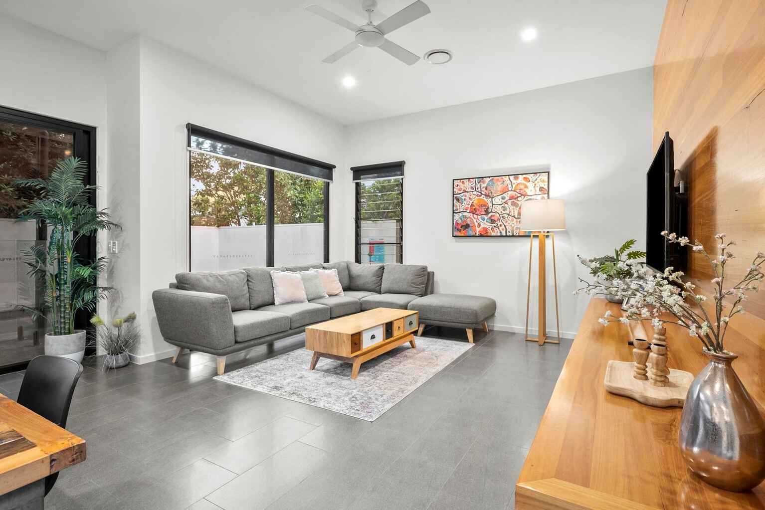 7 Waterline Close Mount Coolum