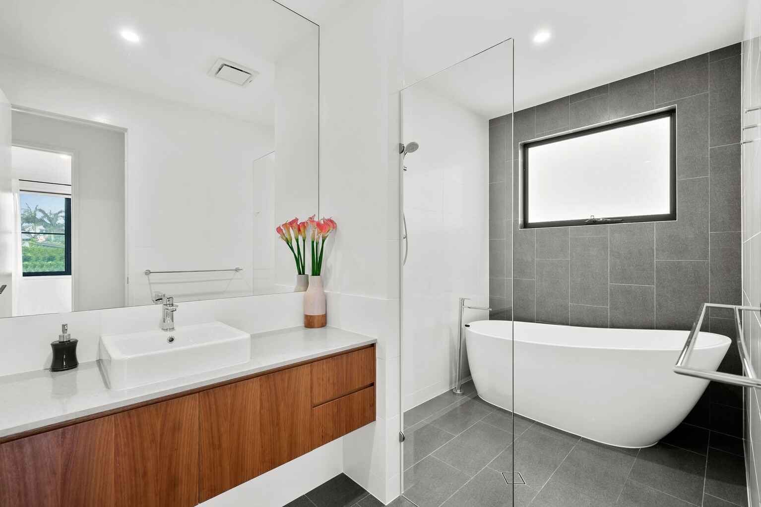 7 Waterline Close Mount Coolum