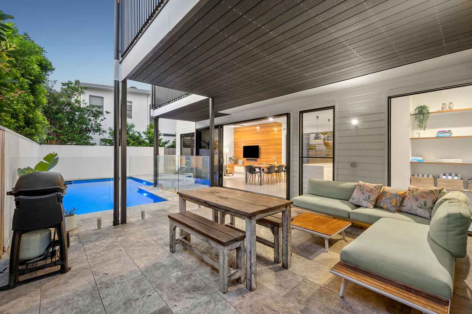 7 Waterline Close Mount Coolum