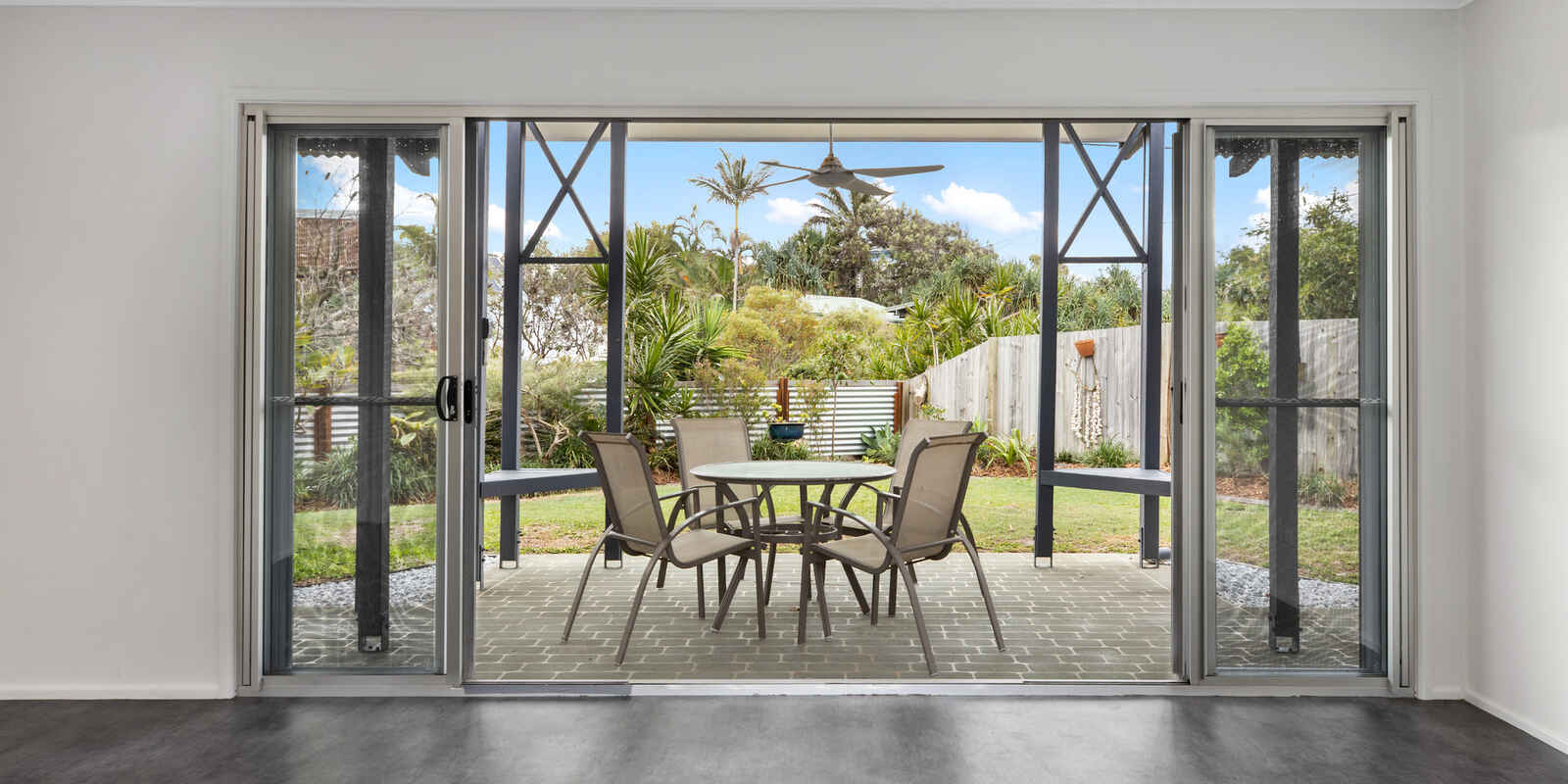 33 Yinneburra Street Yaroomba
