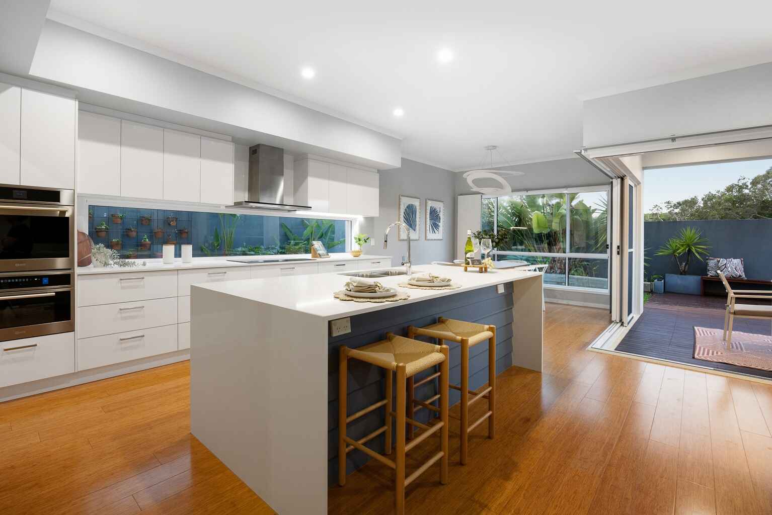 5 Kings Bay Street Yaroomba 5 Kings Bay Street Yaroomba