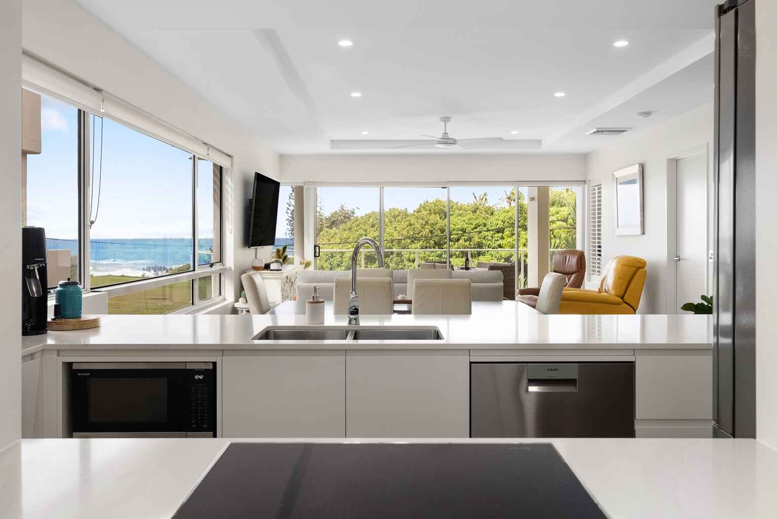 Andrew 2/11 Street Point Arkwright